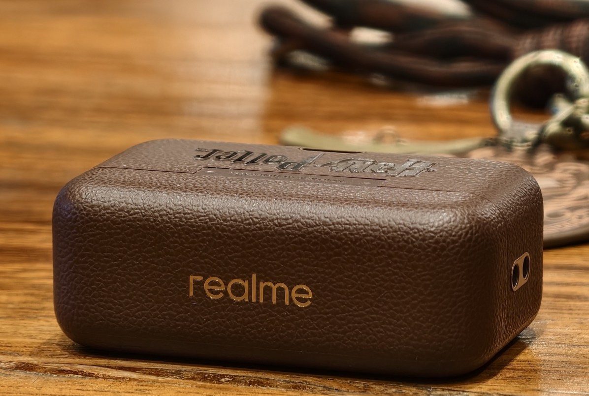 Беспроводные наушники Realme Buds T500 Pro Harry Potter Edition: комплектация и особенности специальной серии картинка Наушники Realme Buds T500 Pro Harry Potter | DGL.RU