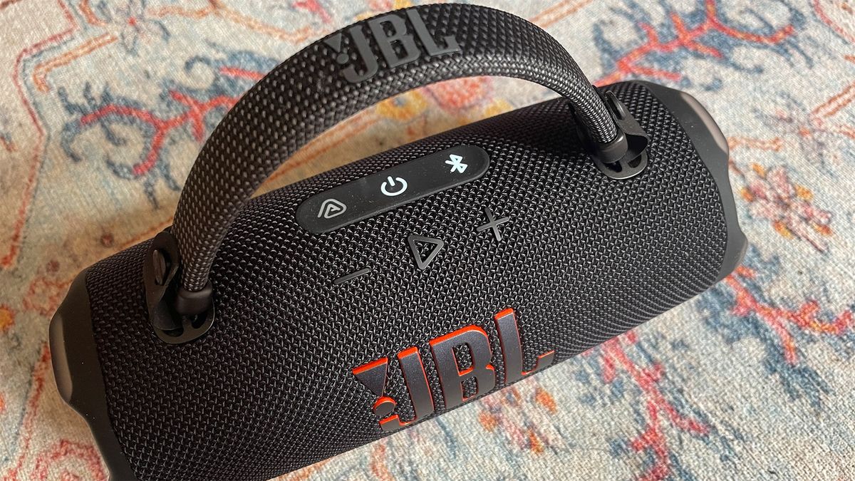 Лучшие Bluetooth-колонки 2026 года на любой бюджет картинка Bluetooth-колонки JBL и Bose: лучшие модели 2026 | DGL.RU