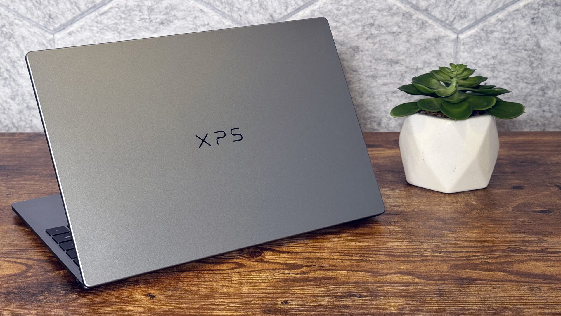 Обзор Dell XPS 13 (2026): новый стандарт качества для ноутбуков на базе Windows картинка Dell XPS 13 (2026): революция в мире ноутбуков | DGL.RU