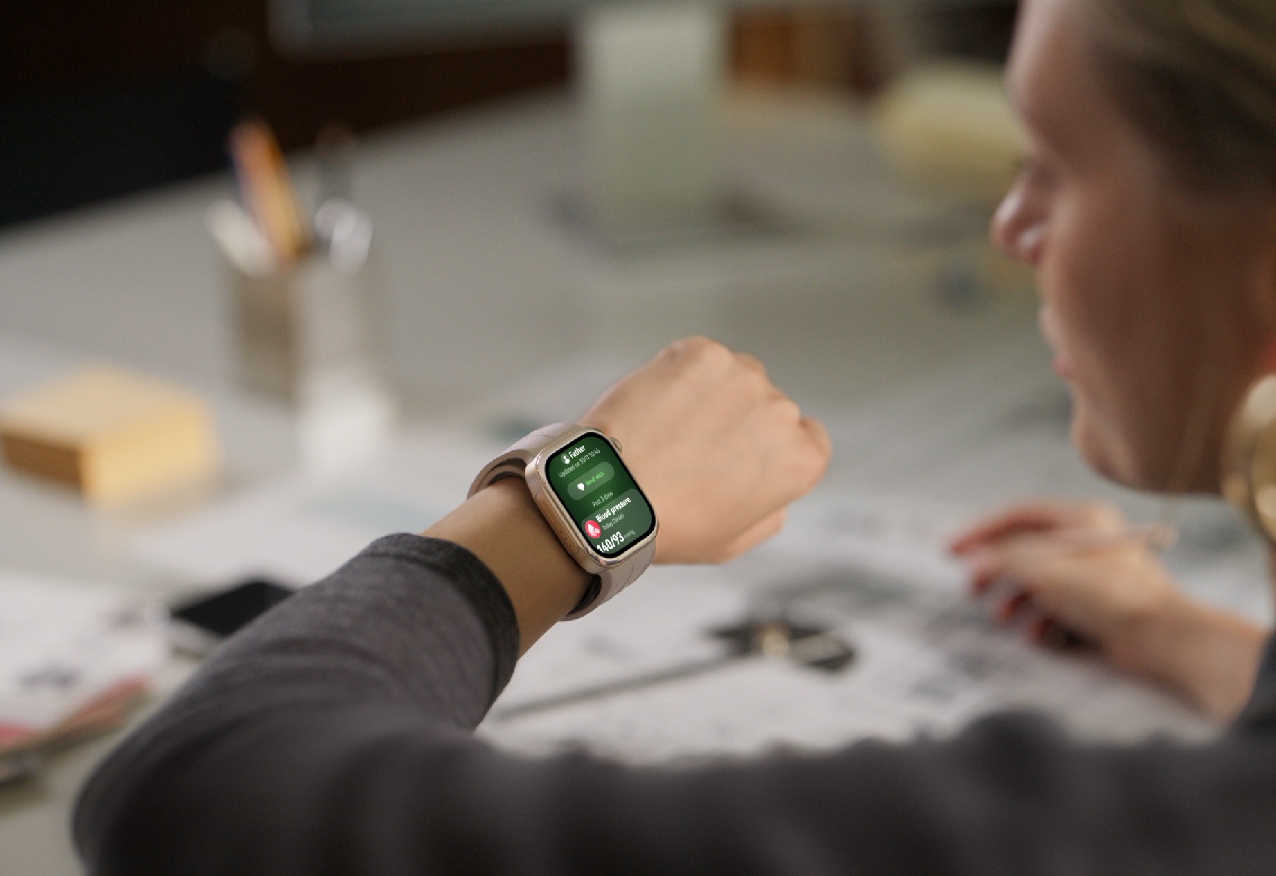 Huawei представила смарт-часы Watch D3 с функцией тонометра и наушники FreeBuds Neo