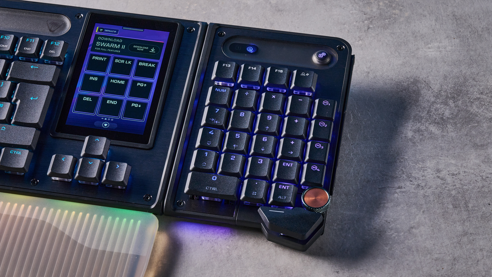 Обзор Turtle Beach KB7 TKL - 8000 Гц и огромный сенсорный экран картинка Игровая клавиатура Turtle Beach KB7 TKL — тест | DGL.RU