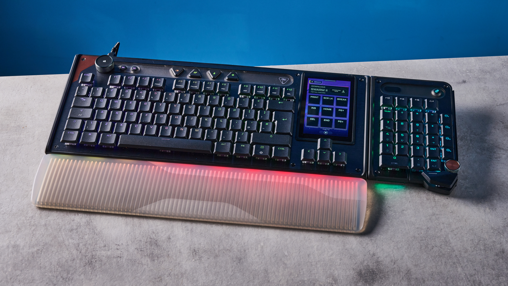 Обзор Turtle Beach KB7 TKL - 8000 Гц и огромный сенсорный экран картинка Игровая клавиатура Turtle Beach KB7 TKL — тест | DGL.RU