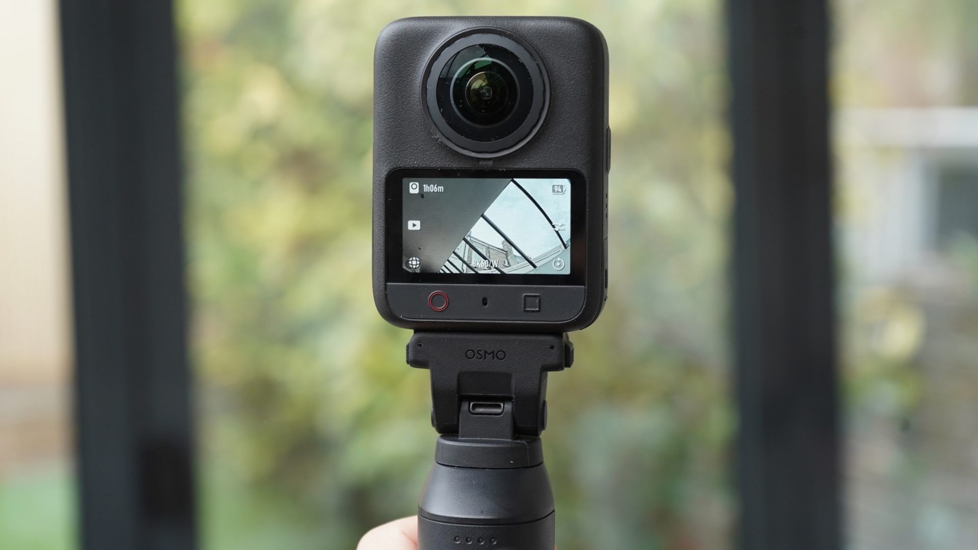 Обзор DJI Osmo 360 II - новейшая 360° камера уже на рынке картинка Камера DJI Osmo 360 II: обзор и ключевые фишки | DGL.RU