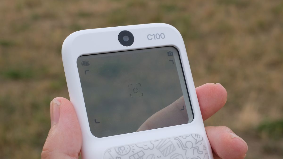 Обзор Godox C100 — камера-экспонометр из «Звездного пути» картинка Камера Godox C100: обзор фото и экспонометра | DGL.RU