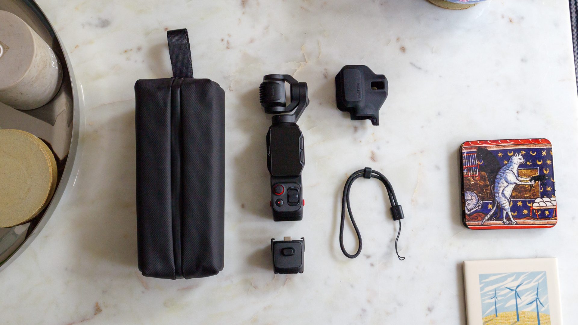 Обзор Insta360 Luna Pro — отличная вещь для влогов картинка Камера Insta360 Luna Pro: полный тест и разбор | DGL.RU