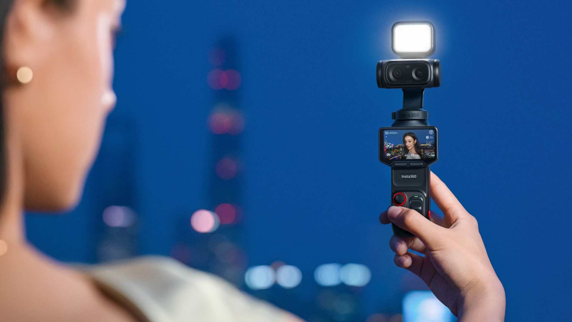 DJI Osmo Pocket 4P против Insta360 Luna Ultra – какая карманная камера с двумя объективами и подвесом лучше? картинка Камеры DJI Osmo Pocket 4P и Insta360 Luna Ultra | DGL.RU