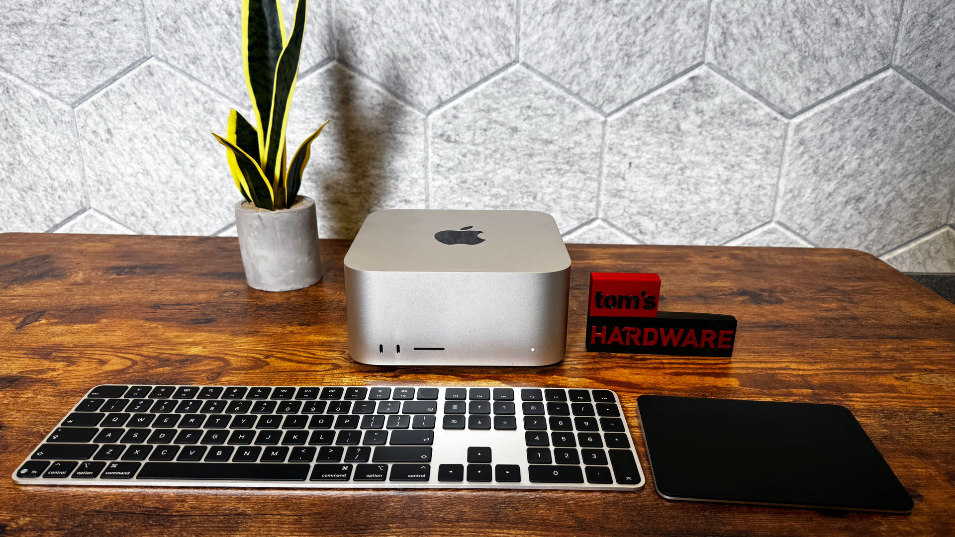 Обзор Mac Studio M5 Ultra - настолько невероятен, что его стоит подождать картинка Компьютер Apple Mac Studio M5 Ultra: обзор чипа | DGL.RU