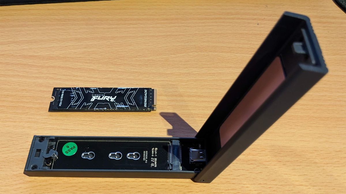 Корпус для SSD: выбор и цены 2026 года | DGL.RU