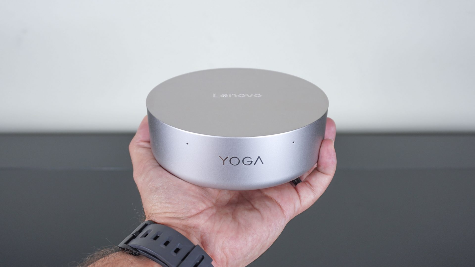 Обзор Lenovo Yoga Mini - альтернатива Mac mini на Windows картинка Мини-ПК Lenovo Yoga Mini: тест круглого ПК | DGL.RU