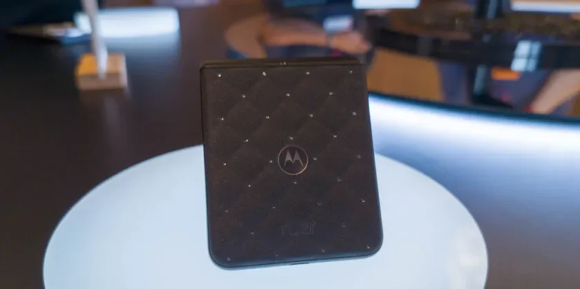 У Motorola Signature 27 есть одно огромное преимущество перед другими конкурентами Samsung картинка У Motorola Signature 27 есть одно огромное преимущество перед другими конкурентами Samsung
