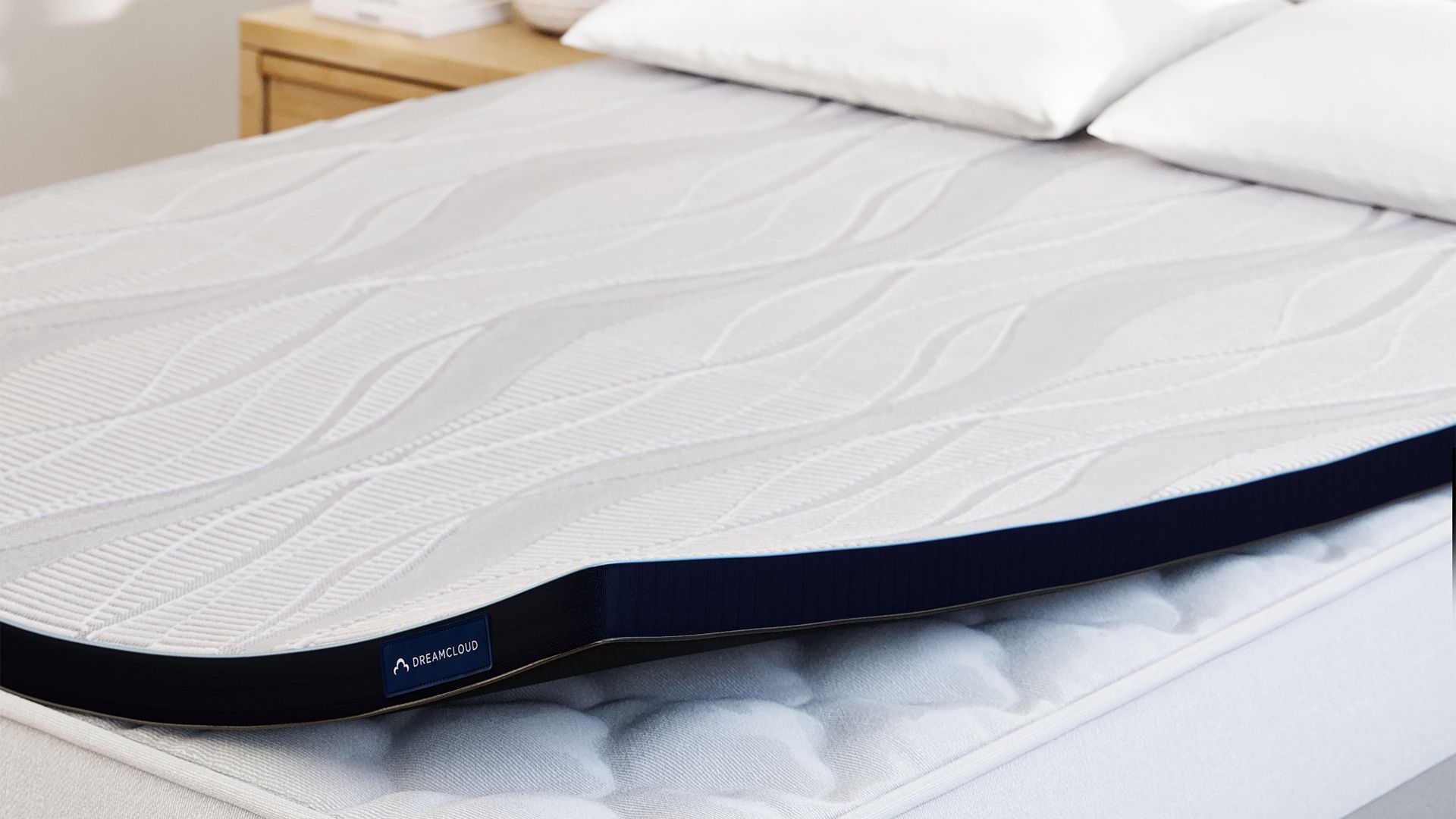 Обзор DreamCloud Softer Mattress Topper — облегчает боль в бедрах и плечах