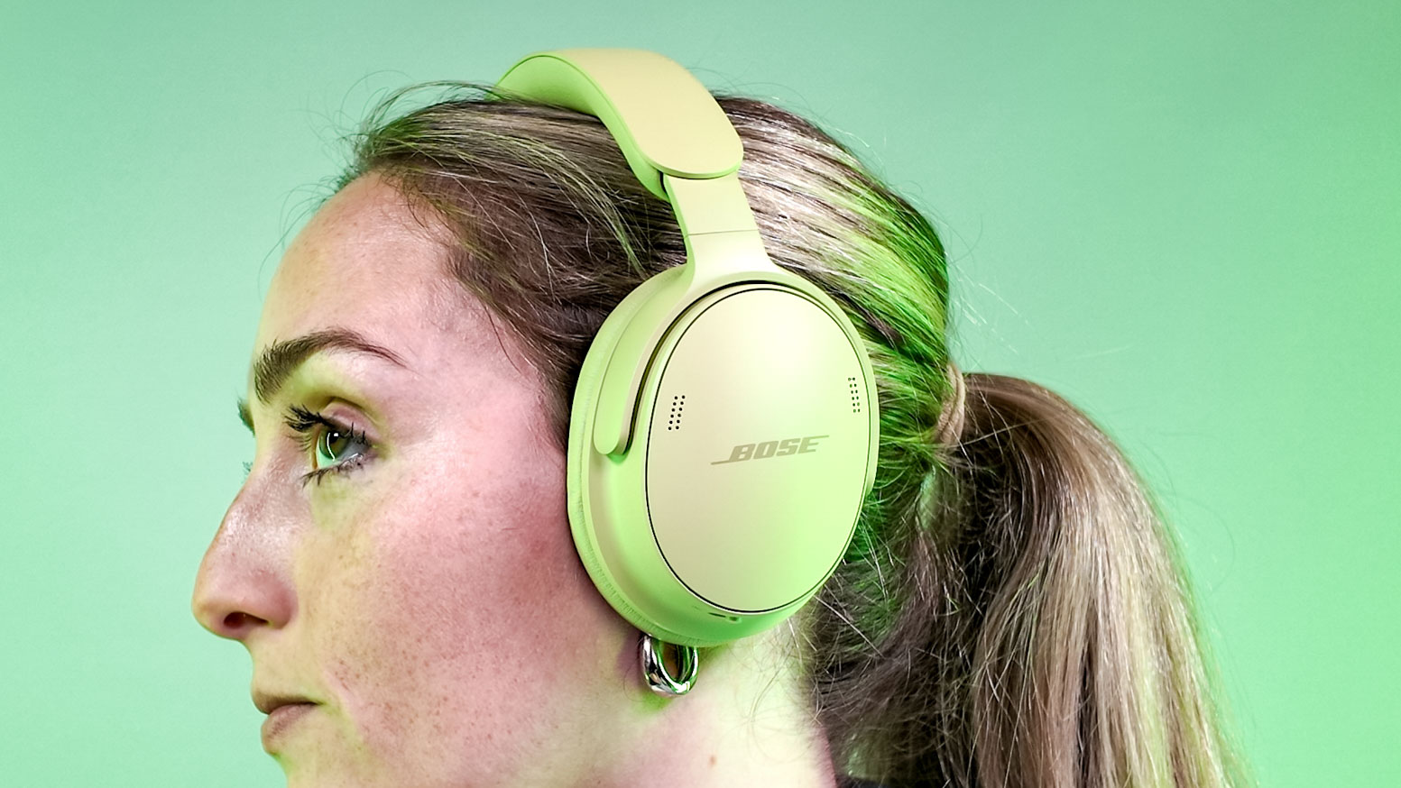 Обзор Bose QuietComfort Headphones (2nd Gen) - фантастический шумодав, но без критичной для путешественников фишки картинка Наушники Bose QuietComfort 2: обзор и тест ANC | DGL.RU