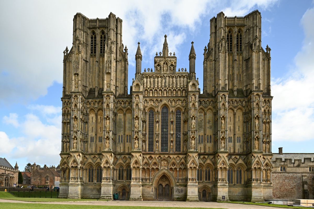 Лучшие объективы с функцией Tilt-Shift в 2026 году: новый взгляд на фотографию картинка Объективы tilt-shift - лучшие модели 2026 года | DGL.RU