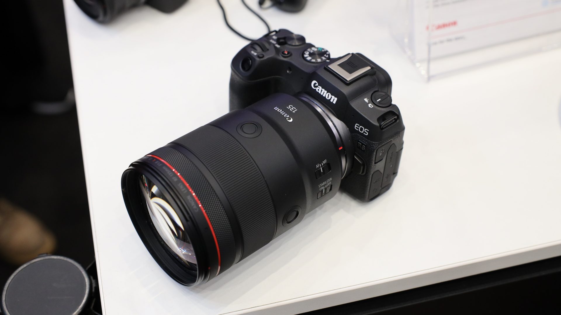 Обзор объектива Canon RF 135mm f/1.8L IS USM | DGL.RU