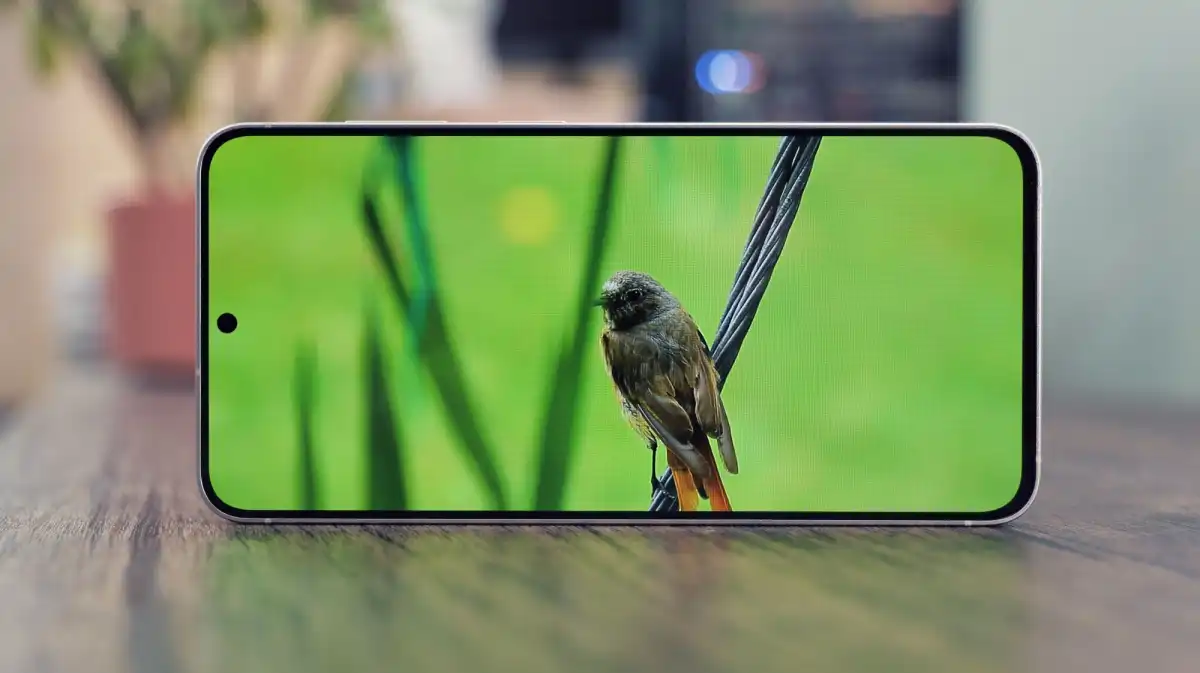 Обзор смартфона Samsung Galaxy S26 FE: технические характеристики, тесты и результаты сравнения картинка Обзор смартфона Samsung Galaxy S26 FE: тесты | DGL.RU
