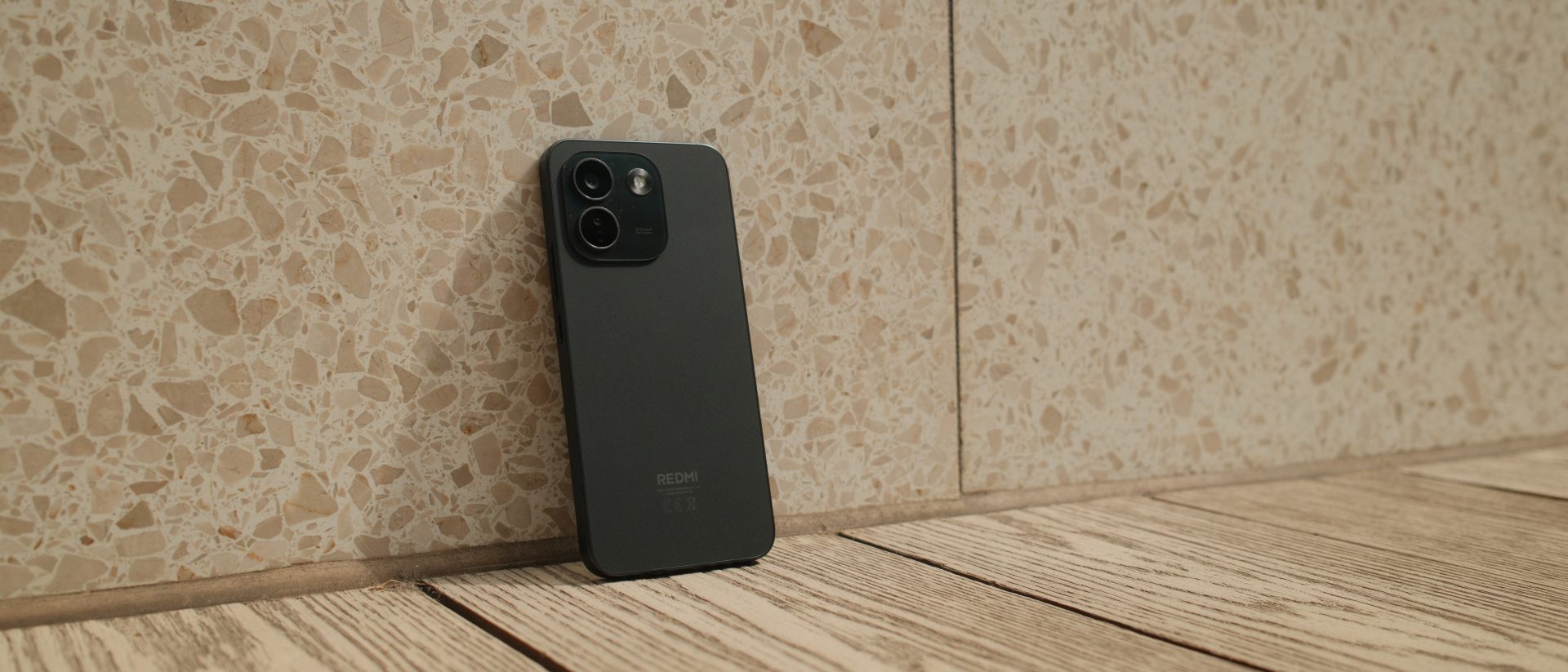 Обзор смартфона Xiaomi Redmi Note 17 Pro Max 5G: аккумулятор на 10 000 мАч и скромные камеры