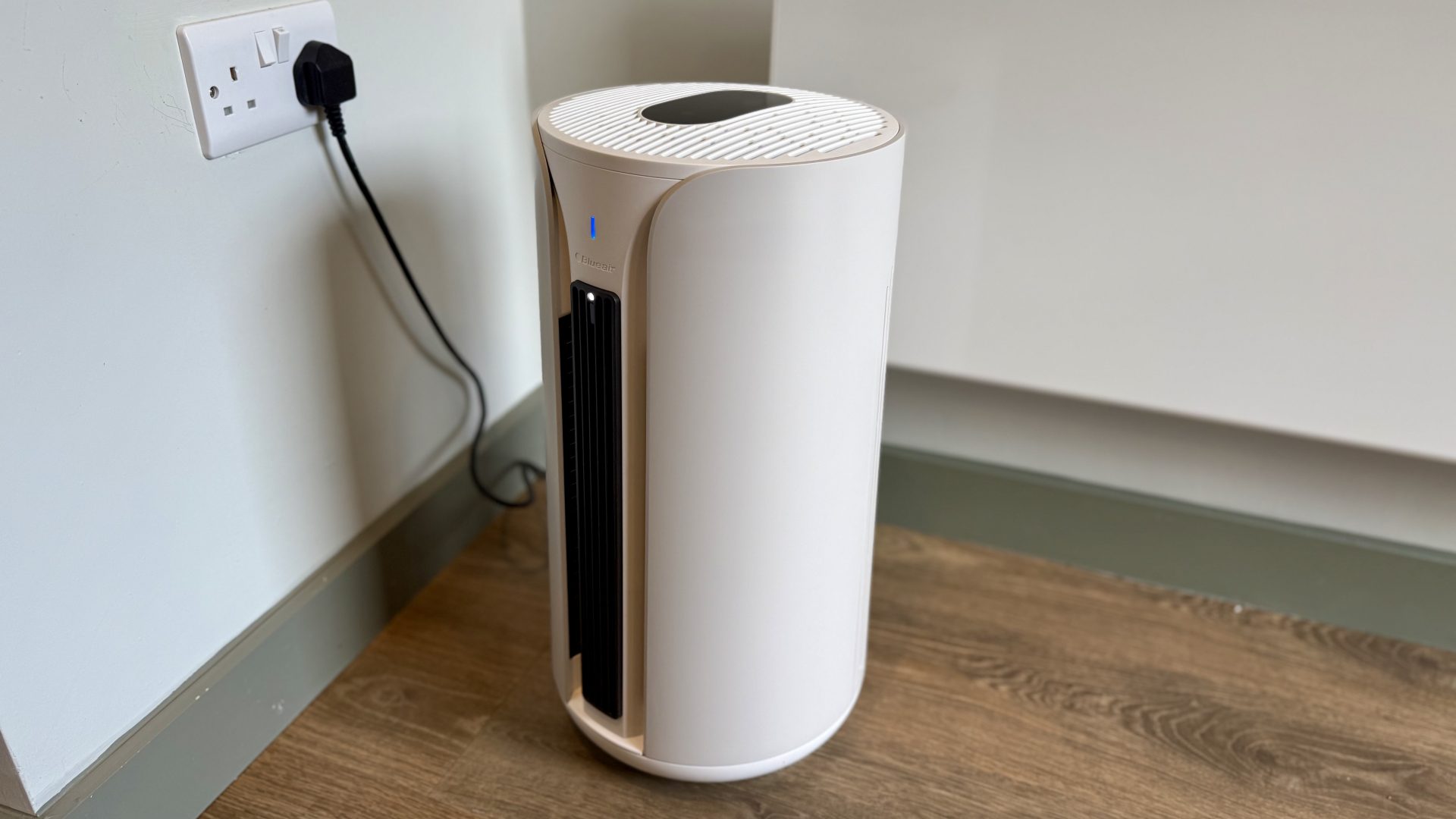 Обзор Blueair ComfortPure 3-in-1 T10i - буквально глоток свежего воздуха картинка Очиститель воздуха Blueair T10i: обзор модели | DGL.RU