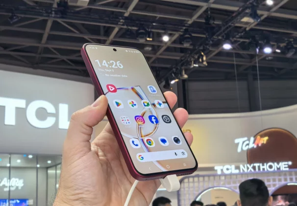 Телефон с матовым дисплеем TCL P80 Ultra: опыт использования и неожиданные особенности