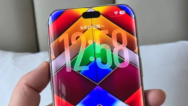 Первые рендеры iPhone 20 Pro раскрыли увеличенные экраны и обновленный Dynamic Island (2) Рендеры iPhone 20 Pro: экраны и Dynamic Island | DGL.RU