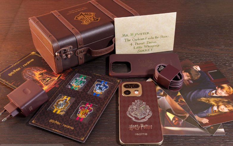 Realme 16 Pro Harry Potter Edition распаковка и практическое применение картинка Realme 16 Pro Harry Potter Edition распаковка и практическое применение
