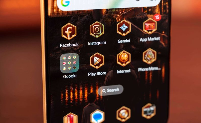 Realme 16 Pro Harry Potter Edition распаковка и практическое применение картинка Realme 16 Pro Harry Potter Edition распаковка и практическое применение