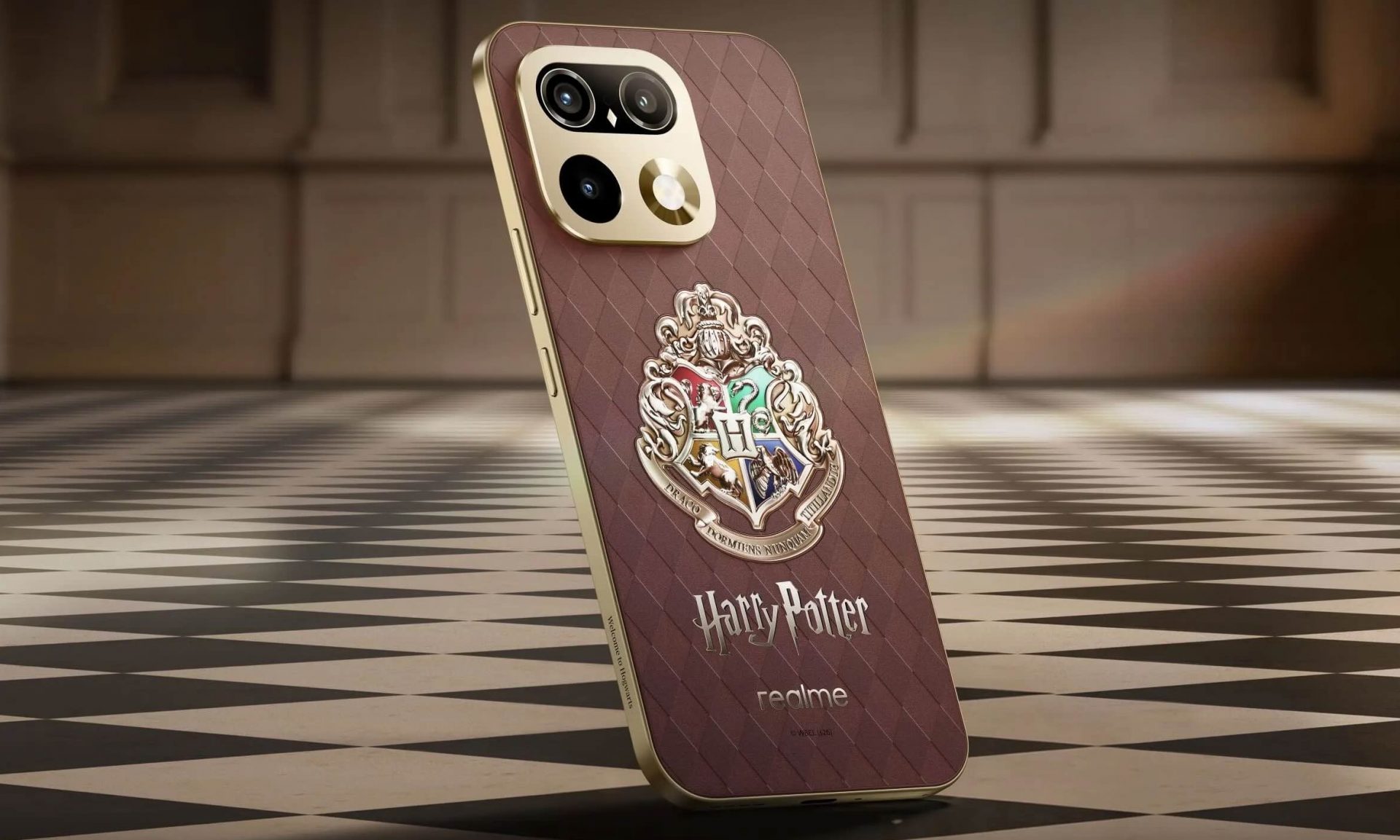 Смартфон Realme 16 Pro Harry Potter Edition | DGL.RU