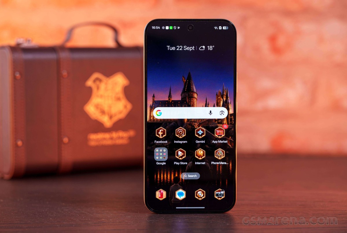 Realme 16 Pro Harry Potter Edition распаковка и практическое применение