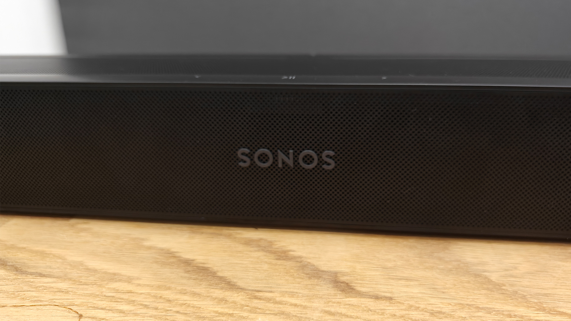 Обзор Sonos Beam Ultra - лучший компактный саундбар с Dolby Atmos картинка Саундбар Sonos Beam Ultra: обзор и тест звука | DGL.RU