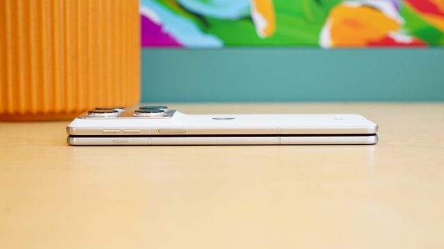 Смартфон Motorola Razr Flex: утечка данных | DGL.RU
