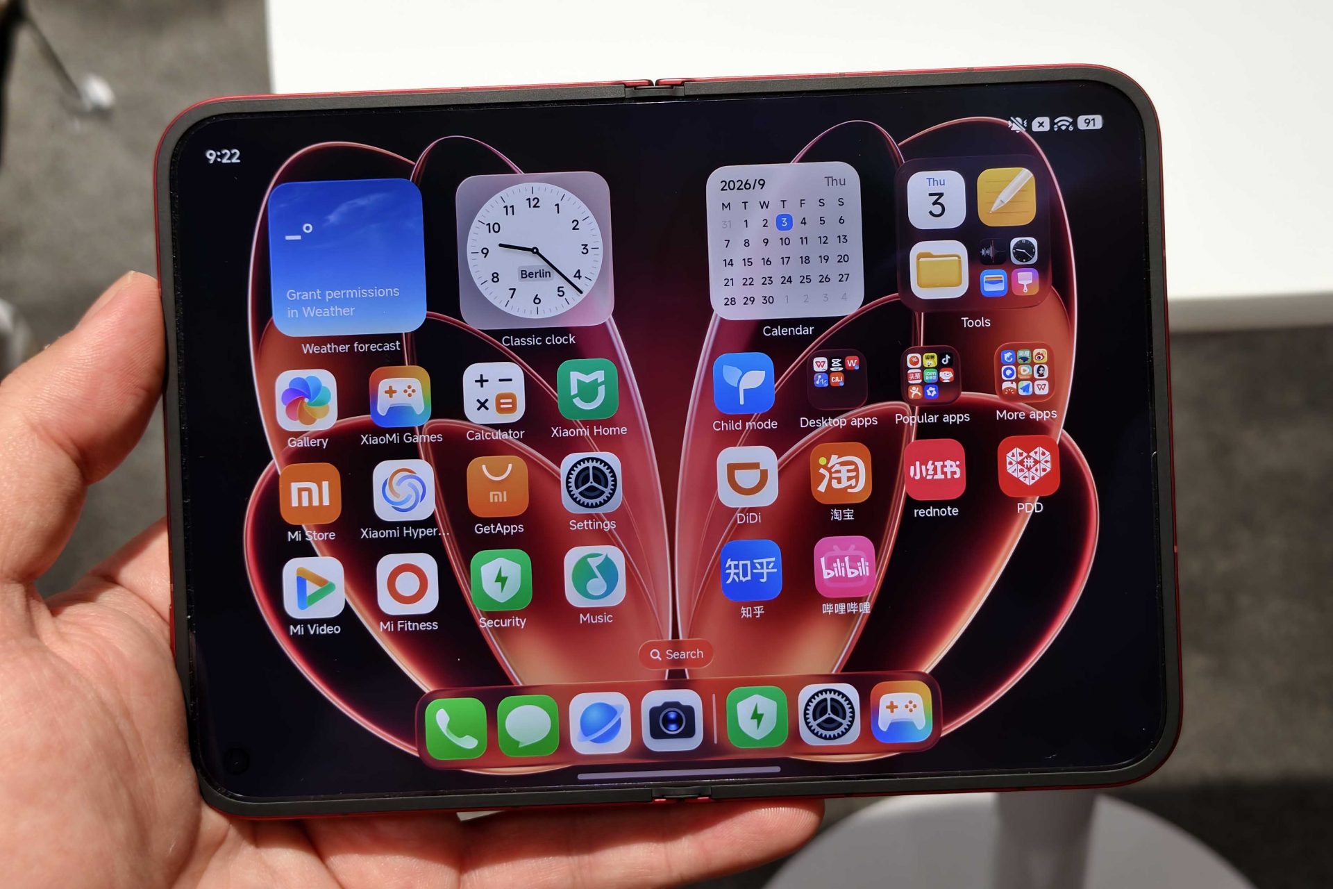 Складной смартфон Xiaomi 18 Fold: характеристики, дизайн и цены картинка Складной Xiaomi 18 Fold: параметры и дизайн | DGL.RU