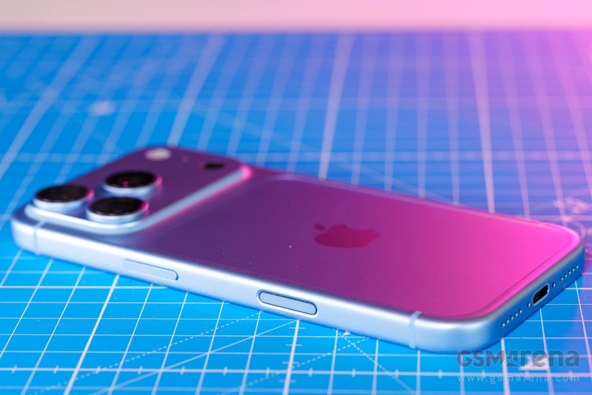Обзор Apple iPhone 18 Pro — время автономной работы и новые режимы фотосъемки картинка Смартфон iPhone 18 Pro: обзор возможностей | DGL.RU