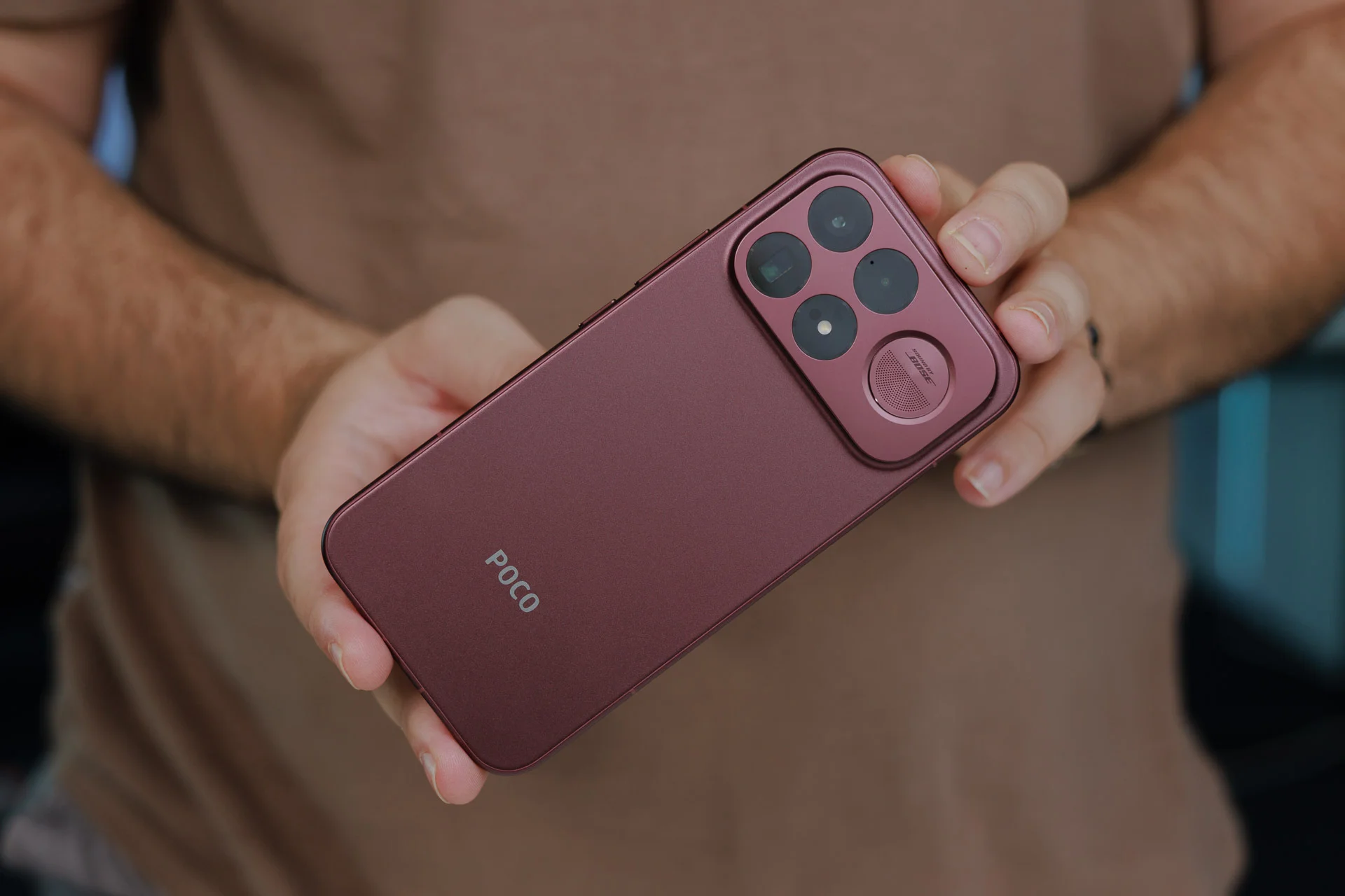 Обзор Poco F9 Ultra - я всерьёз задумалась о смене основного смартфона картинка Смартфон Poco F9 Ultra: 100 Вт и батарея 8050 мАч | DGL.RU