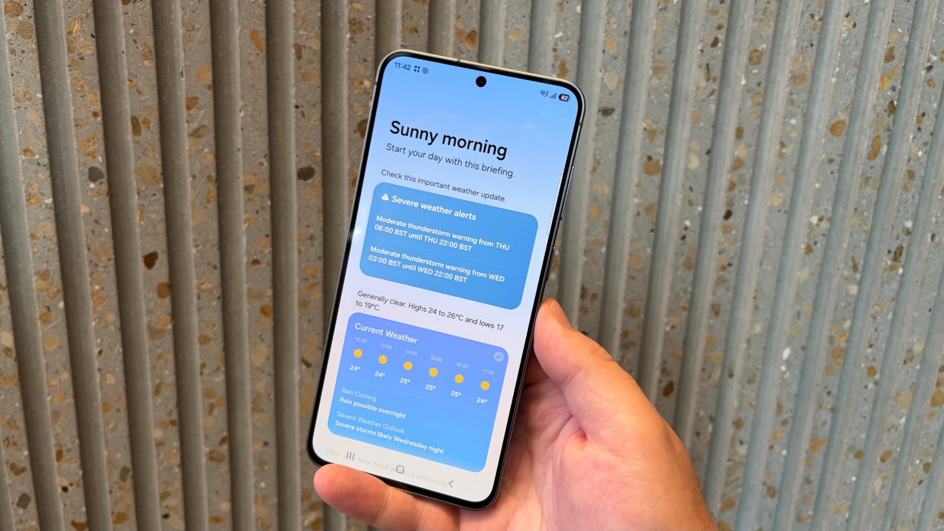 Обзор Samsung Galaxy S26 FE - заметный рост автономности относительно S25 FE картинка Смартфон Samsung Galaxy S26 FE: обзор | DGL.RU