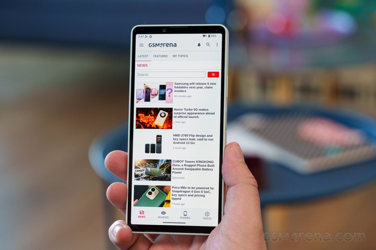 Обзор Sony Xperia 10 VIII - почти не изменился за год картинка Смартфон Sony Xperia 10 VIII: обзор, тест и цена | DGL.RU