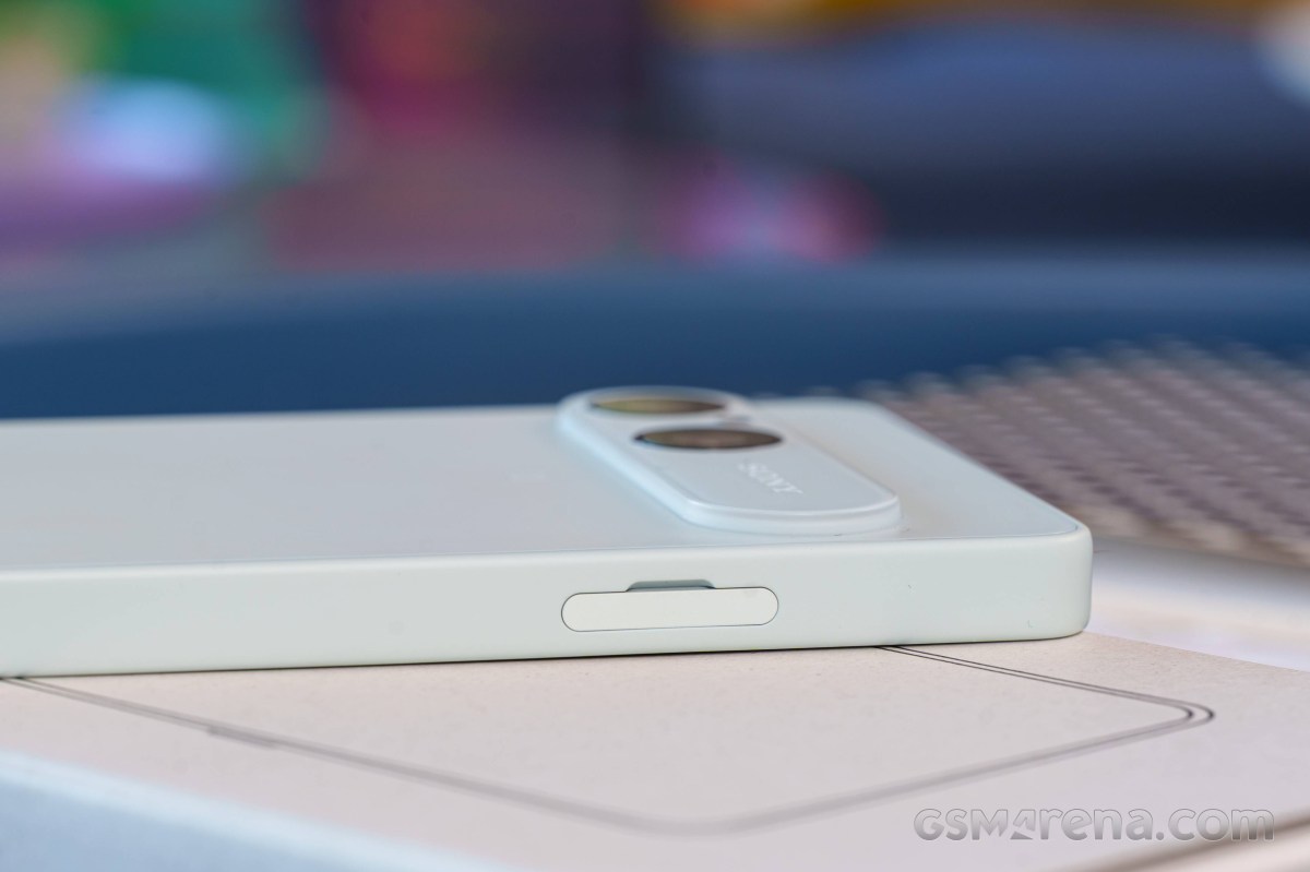 Обзор Sony Xperia 10 VIII - почти не изменился за год картинка Смартфон Sony Xperia 10 VIII: обзор, тест и цена | DGL.RU