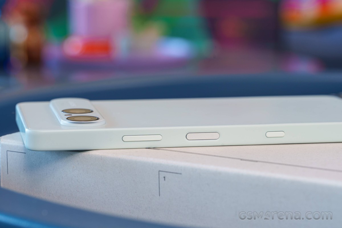 Обзор Sony Xperia 10 VIII - почти не изменился за год картинка Смартфон Sony Xperia 10 VIII: обзор, тест и цена | DGL.RU