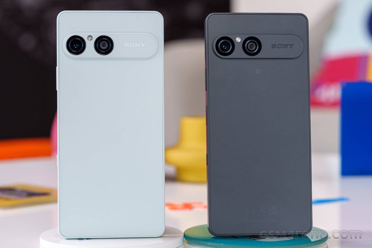 Обзор Sony Xperia 10 VIII - почти не изменился за год картинка Смартфон Sony Xperia 10 VIII: обзор, тест и цена | DGL.RU