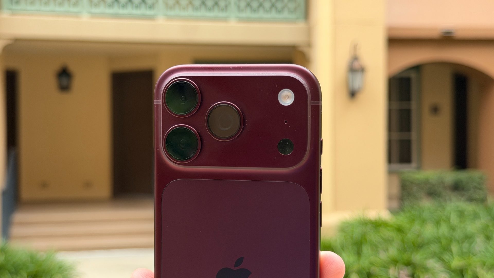 Я провела неделю с iPhone 18 Pro и 18 Pro Max — и они лучшие во всех отношениях картинка Смартфоны Apple iPhone 18 Pro и 18 Pro Max | DGL.RU