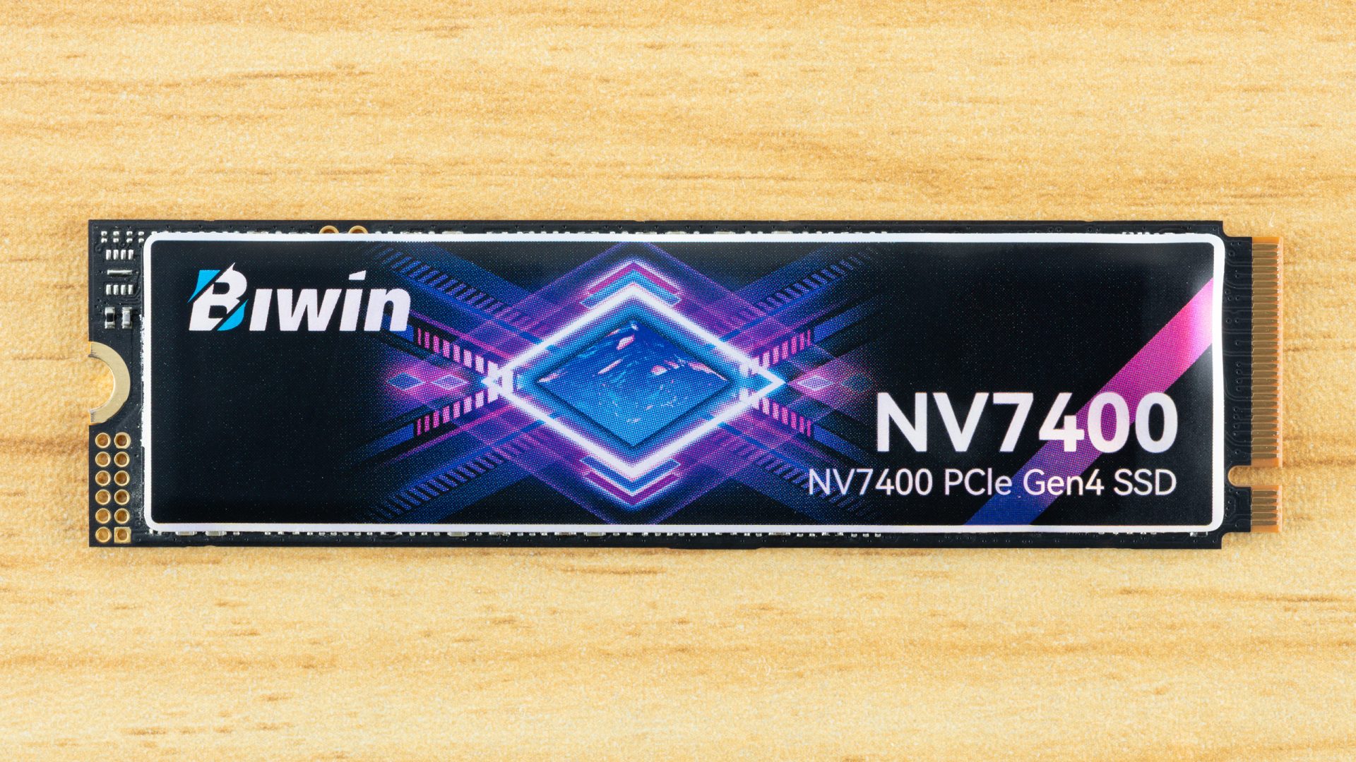 Лучшие SSD-накопители 2026 года: от сверхбыстрых M.2 NVMe до бюджетных SATA картинка SSD-накопители 2026 года: топ для игр | DGL.RU