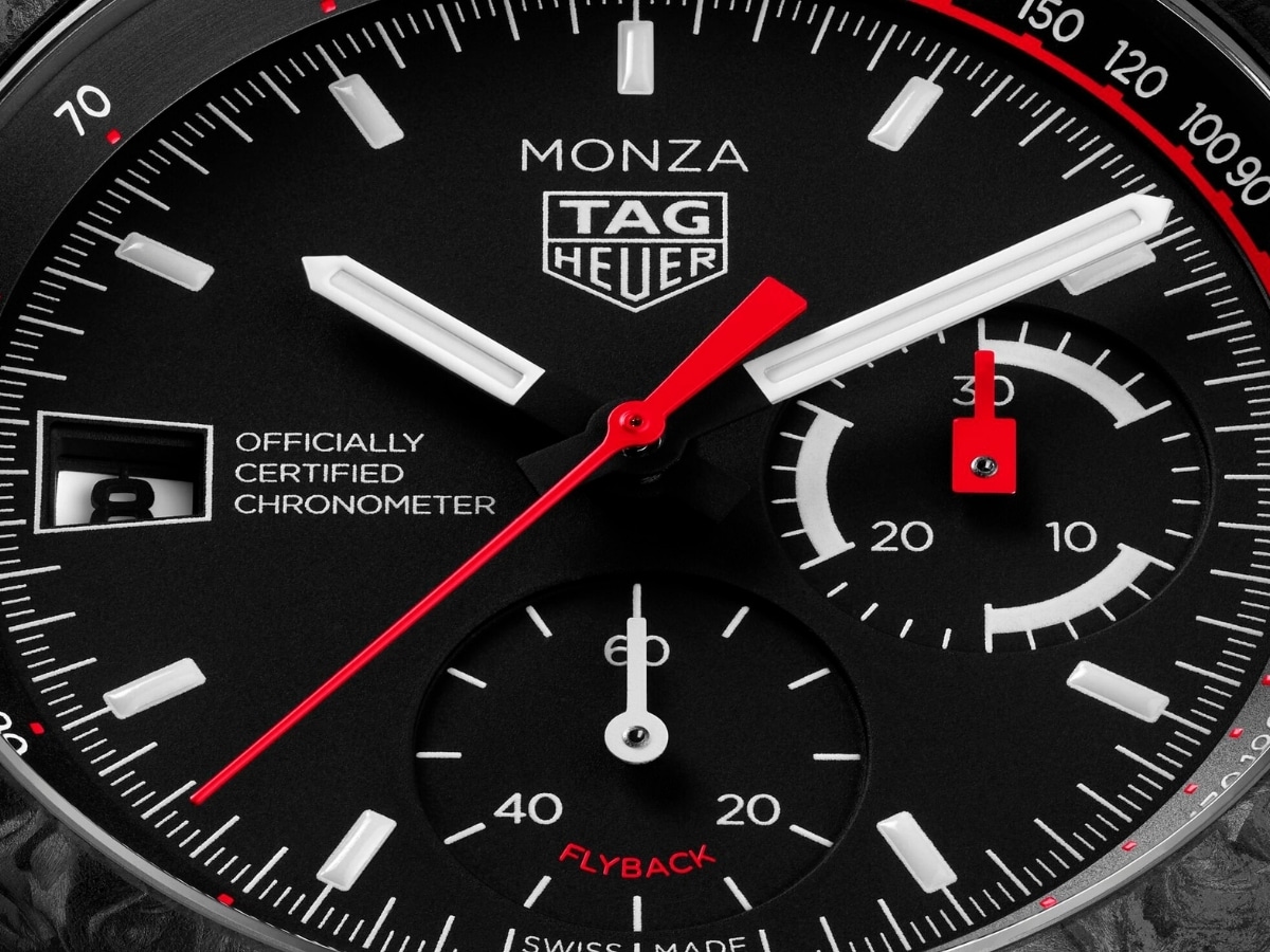 TAG Heuer представила лимитированный хронограф Monza Flyback в корпусе из кованого карбона картинка Хронограф TAG Heuer Monza Flyback из карбона | DGL.RU