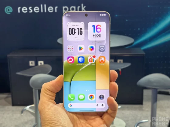 Смартфон Tecno: прототип без рамок экрана | DGL.RU