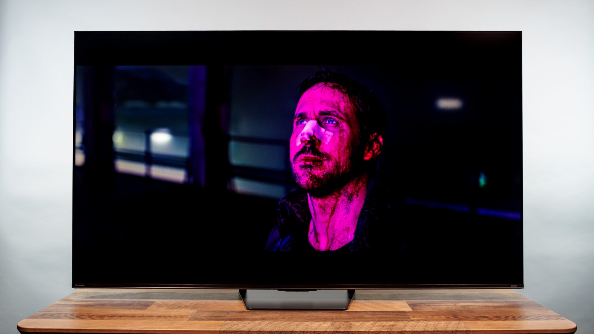 Обзор Hisense U7SG ULED - великолепная цветопередача и удивительно мощный звук картинка Телевизор Hisense U7SG: полный обзор Mini-LED | DGL.RU