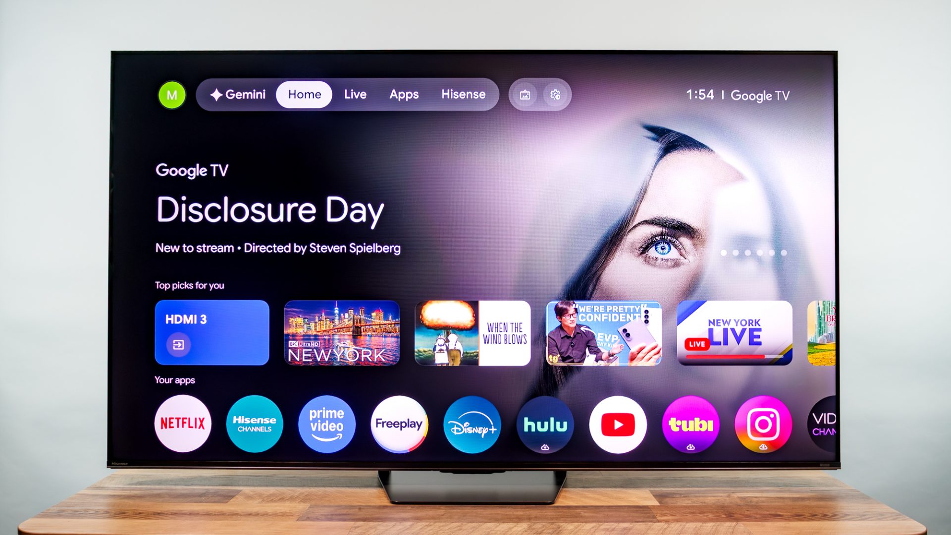 Обзор Hisense U7SG ULED - великолепная цветопередача и удивительно мощный звук картинка Телевизор Hisense U7SG: полный обзор Mini-LED | DGL.RU