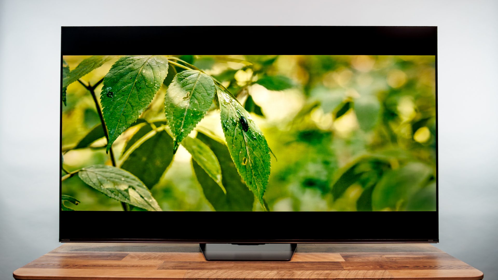Обзор Hisense U7SG ULED - великолепная цветопередача и удивительно мощный звук картинка Телевизор Hisense U7SG: полный обзор Mini-LED | DGL.RU