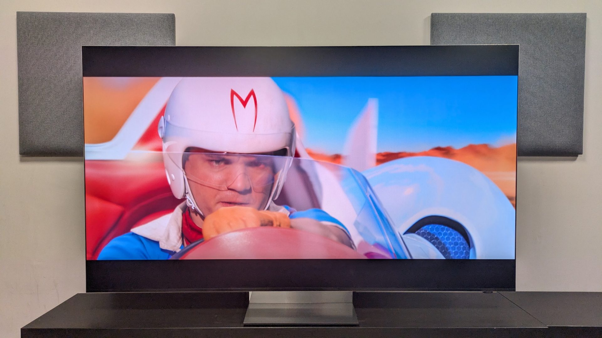 Обзор Samsung R95H — демонстрирует огромный потенциал RGB картинка Телевизор Samsung R95H: обзор Micro RGB для игр | DGL.RU