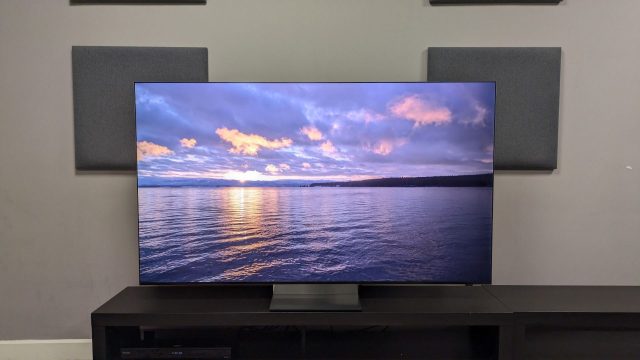 Телевизор Samsung R95H: обзор Micro RGB для игр | DGL.RU1 Телевизор Samsung R95H: обзор Micro RGB для игр | DGL.RU