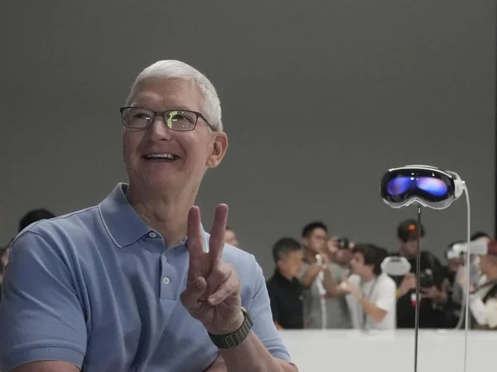 Тим Кук сохранит ключевую роль в управлении Apple на посту председателя совета директоров картинка Тим Кук в Apple: новая роль и выплаты главы | DGL.RU