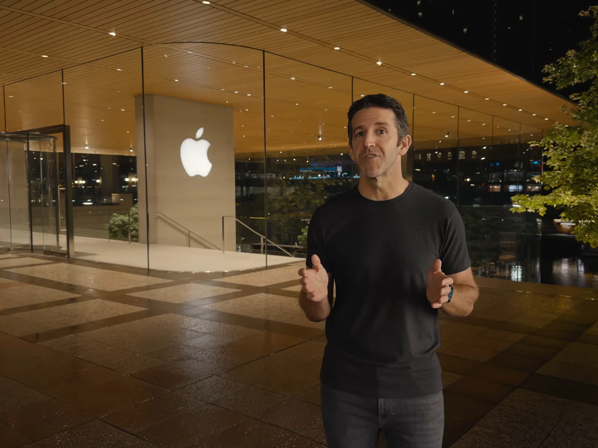 Тим Кук сохранит ключевую роль в управлении Apple на посту председателя совета директоров картинка Тим Кук в Apple: новая роль и выплаты главы | DGL.RU
