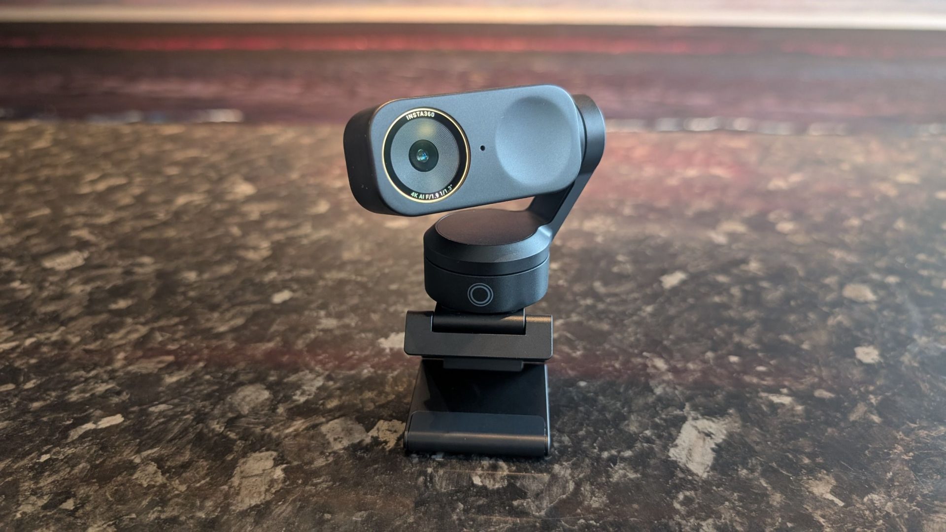 Обзор Insta360 Link 2 Pro — это действительно одна из лучших веб-камер