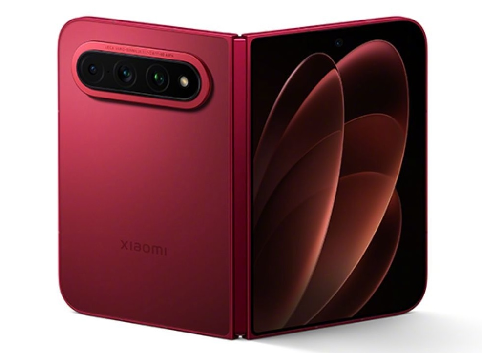 Xiaomi раскрыла дизайн складного смартфона Xiaomi 18 Fold перед анонсом 7 сентября картинка Характеристики экранов и дизайн Xiaomi 18 Fold | DGL.RU